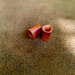 Teardrop wooden plugs. 0g